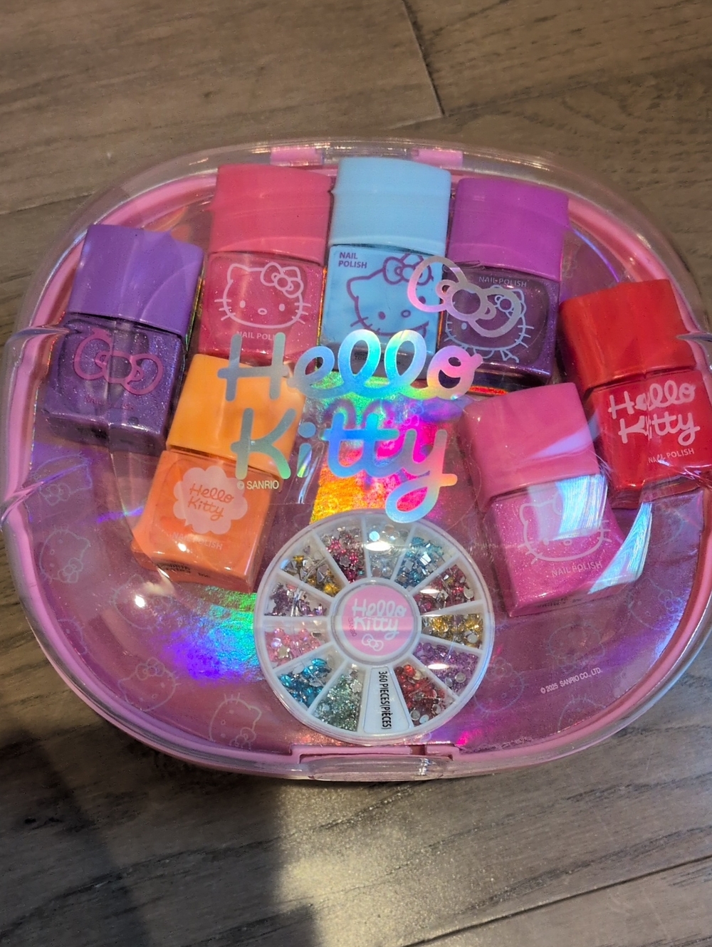 Hello Kitty Nail Set With Batteries